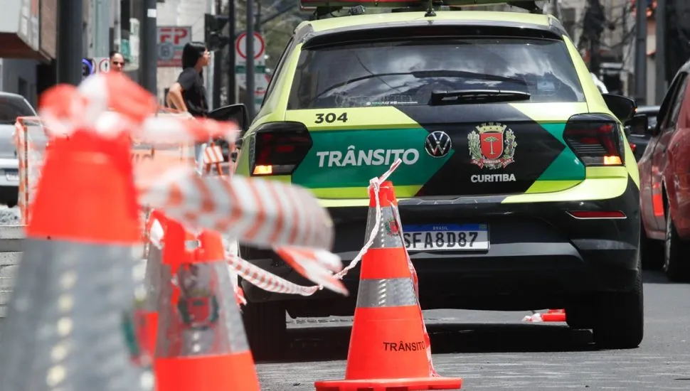 Trânsito em Curitiba, obras, bloqueios trânsito