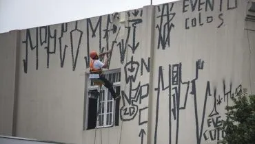 Pichação em Curitiba