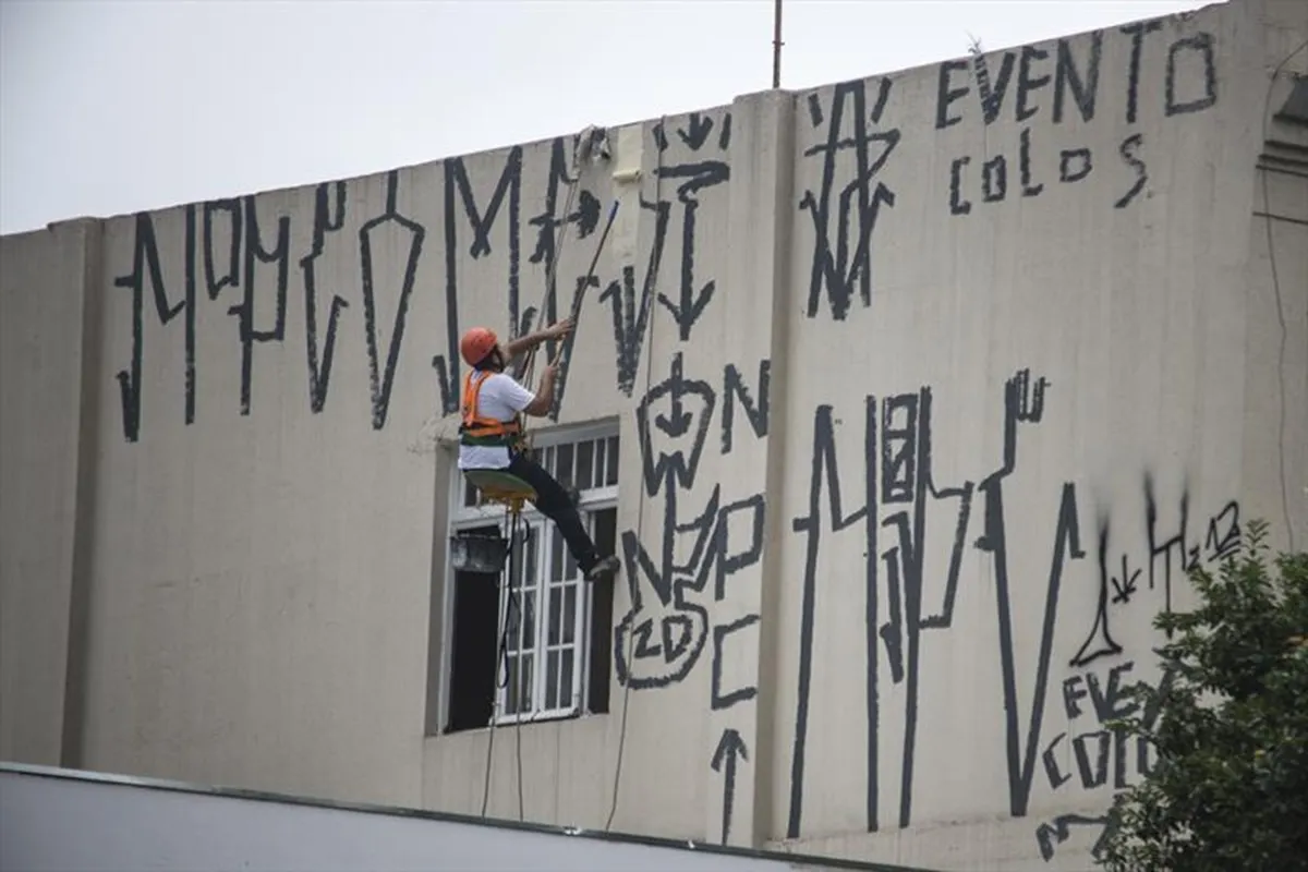 Pichação em Curitiba