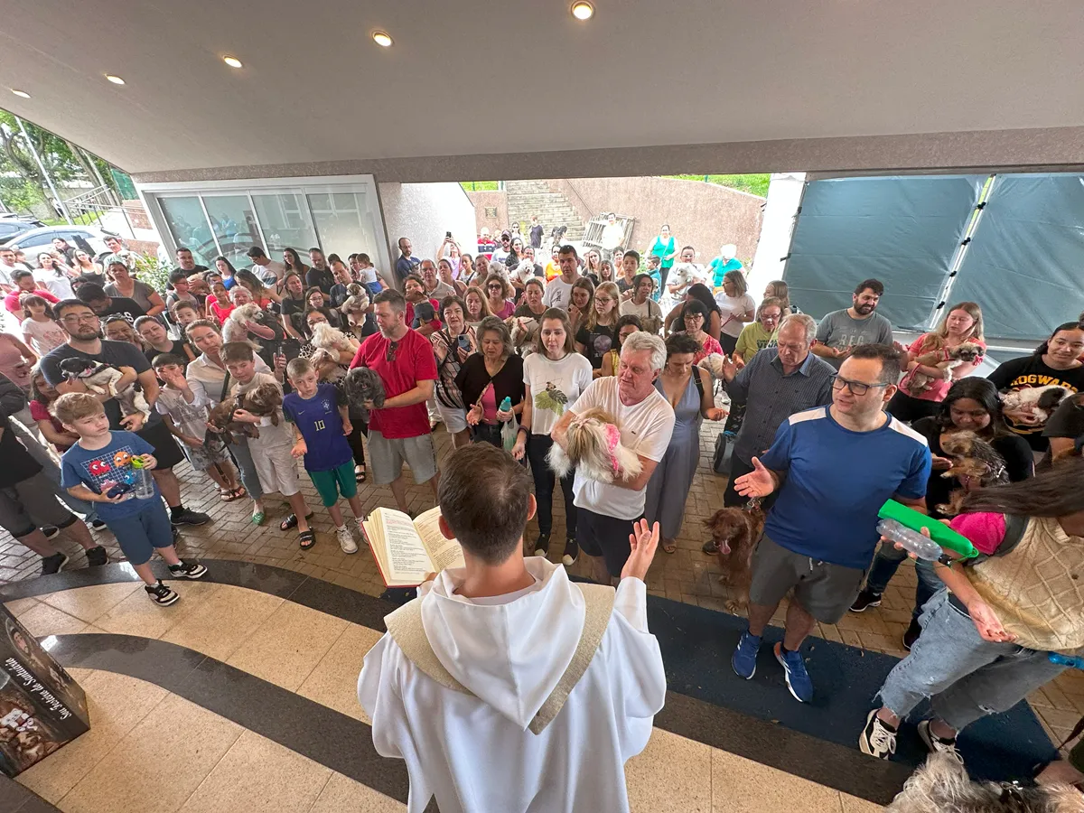 Bênção dos animais em Santuário de São Francisco, em Curitiba