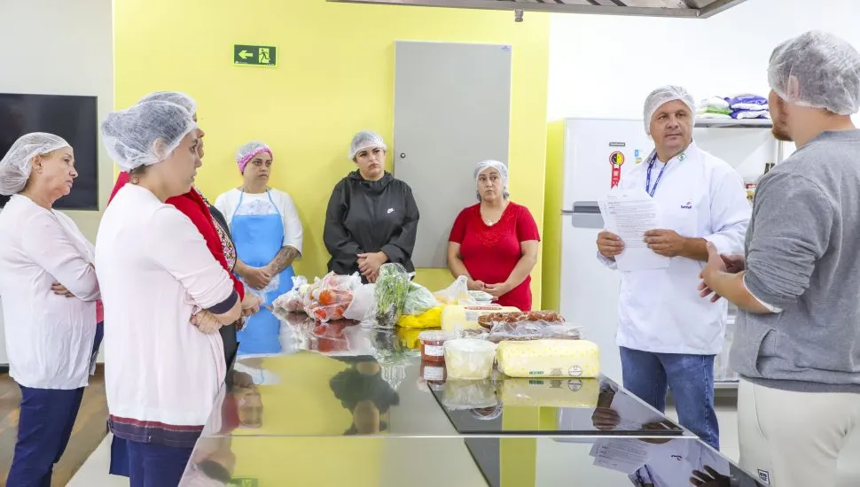 Escolas de Gastronomia Social de Curitiba oferecem 312 vagas em cursos gratuitos de outubro