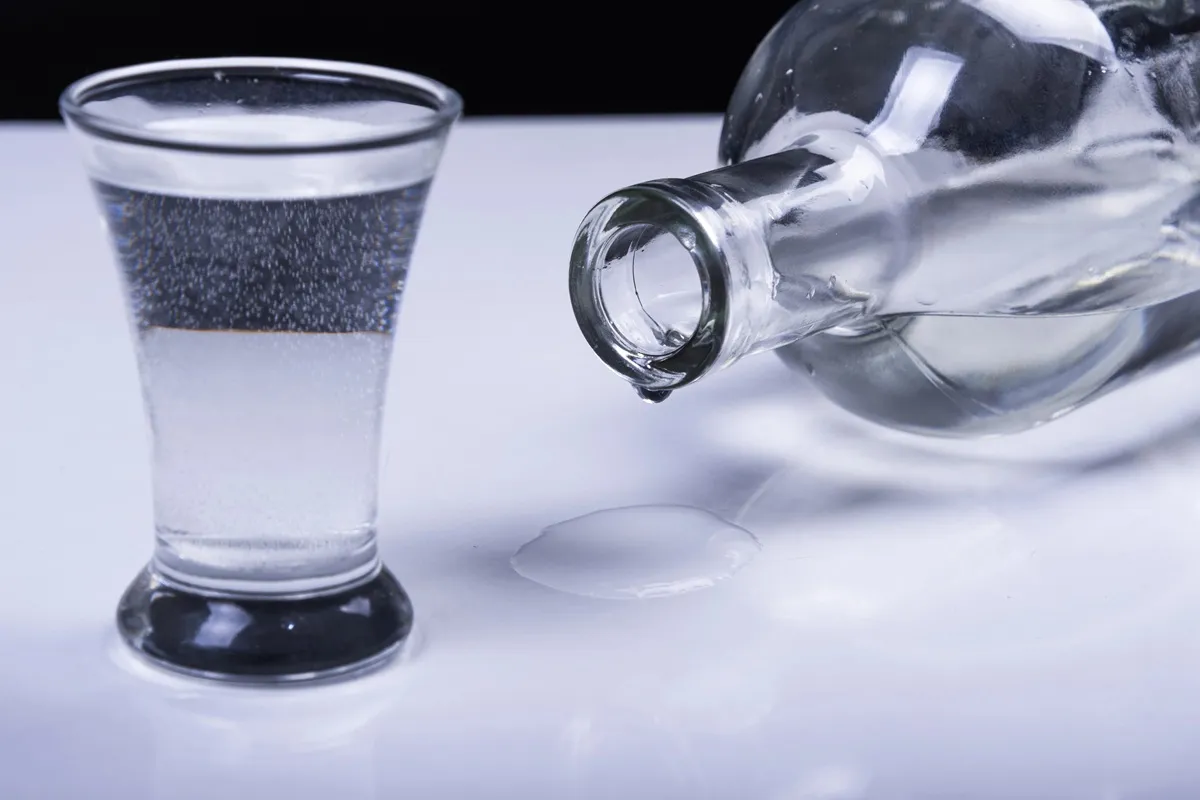 Imagem de bebida alcoólica em copo