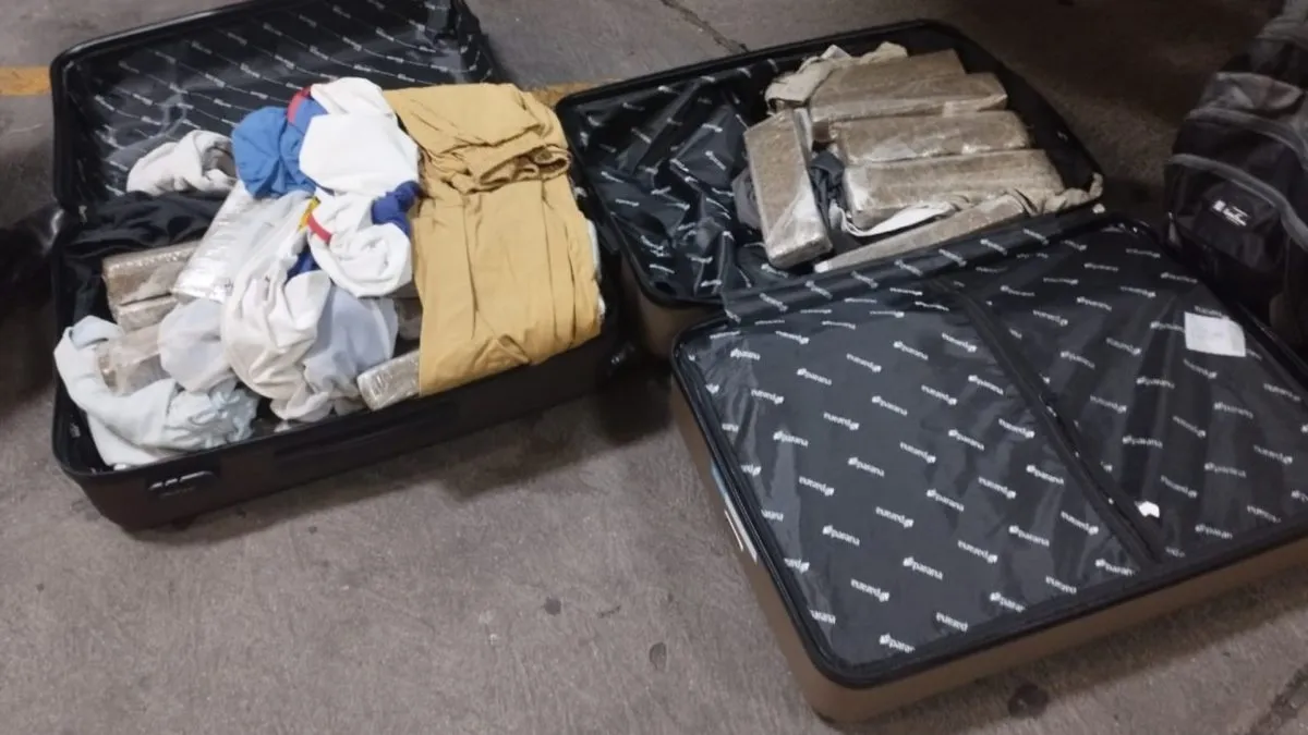 Apreensão de drogas na Rodoferroviária de Curitiba