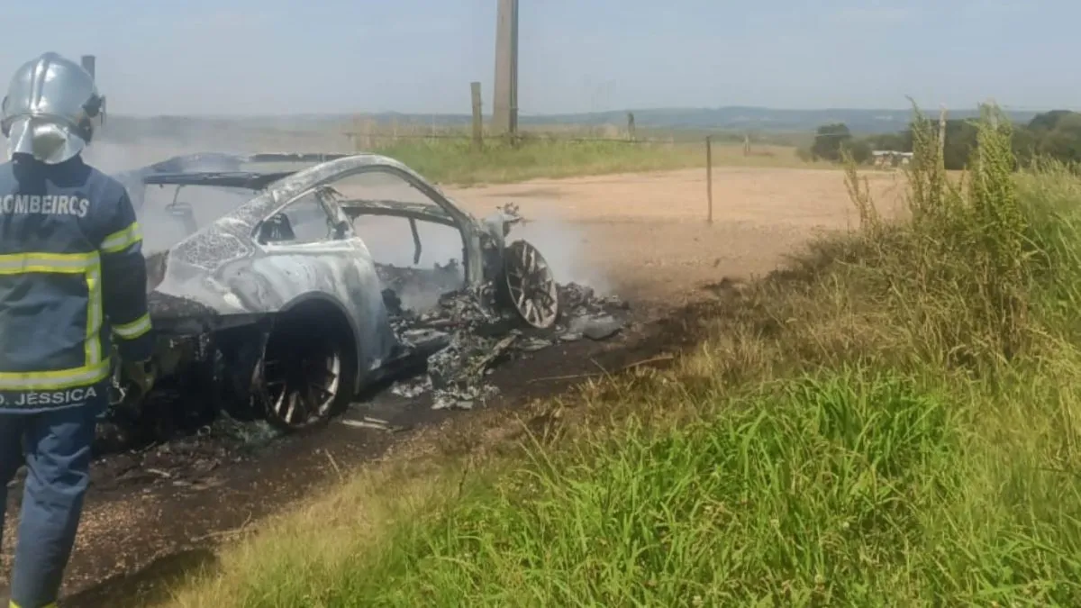 Falso roubo de porsche na Grande Curitiba