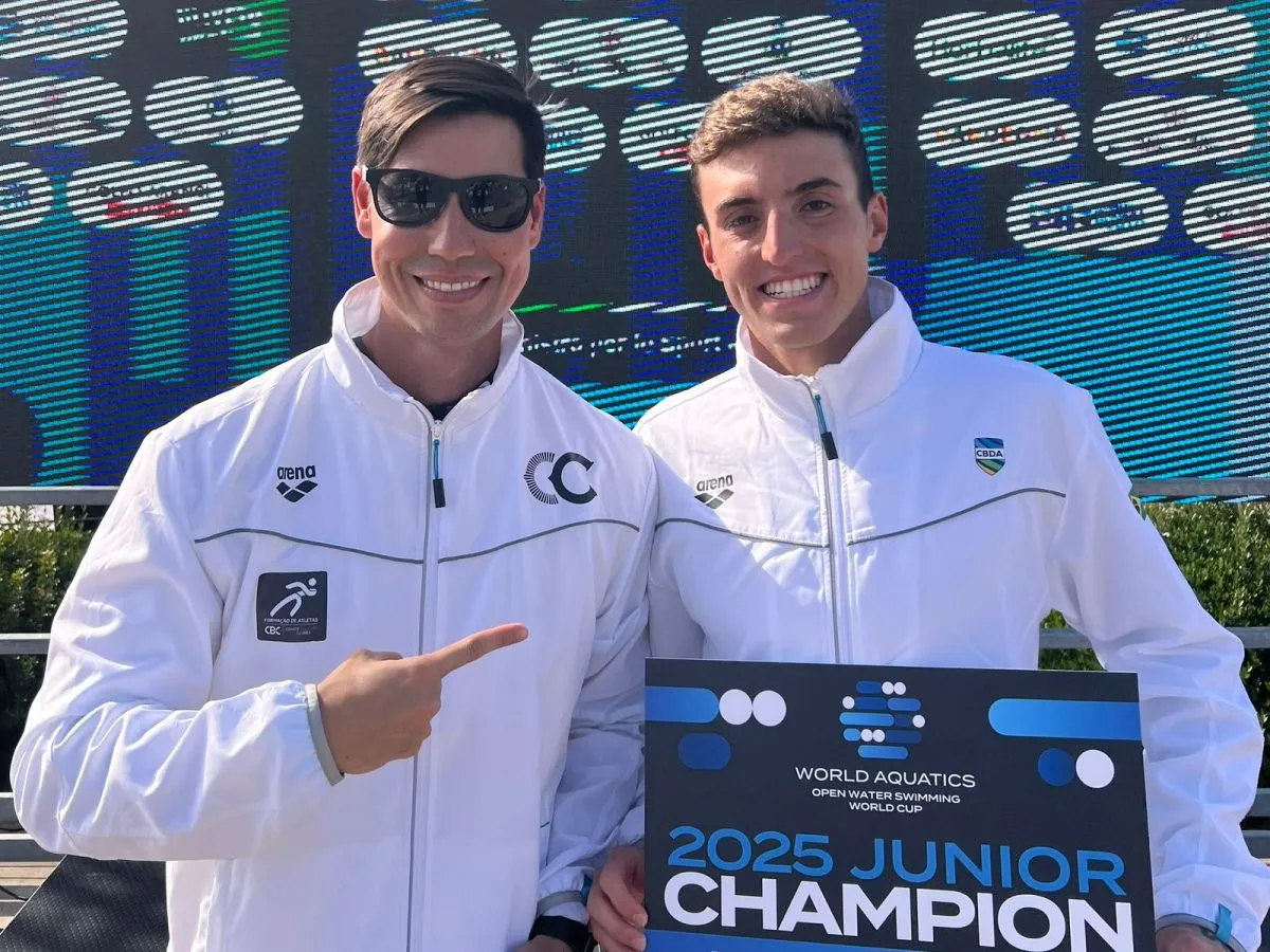 Atleta curitibano de natação Leonardo Macedo