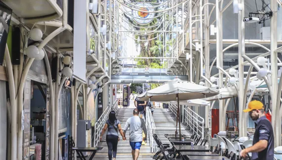 Rua 24 Horas: símbolo de Curitiba se reinventa para o futuro