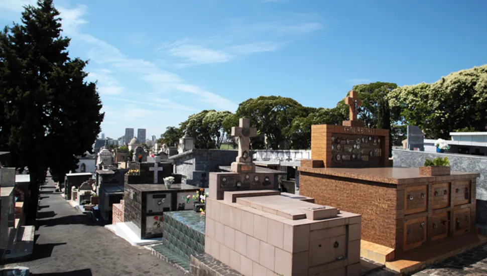 Cemitério em Curitiba