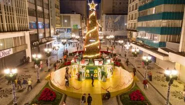 Decoração de Natal no Centro de Curitiba