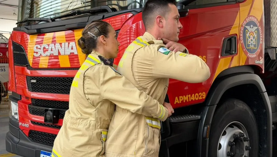 Encenação de manobra de desengasgo