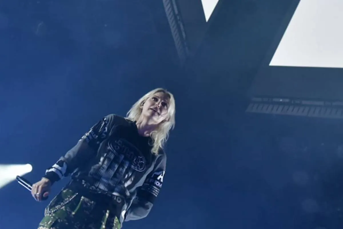 Imagem mostra trecho do show do Linkin Park em Curitiba.