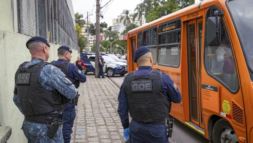 37 pessoas foram presas em flagrante na 6ª Operação Fura-Catraca em Curitiba