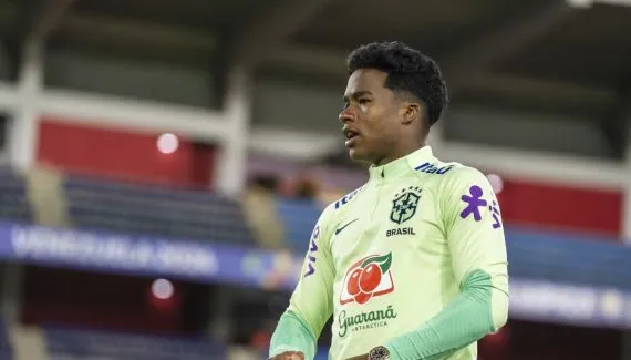 Ancelotti dá conselho a Endrick e coloca atacante na briga por vaga na Copa