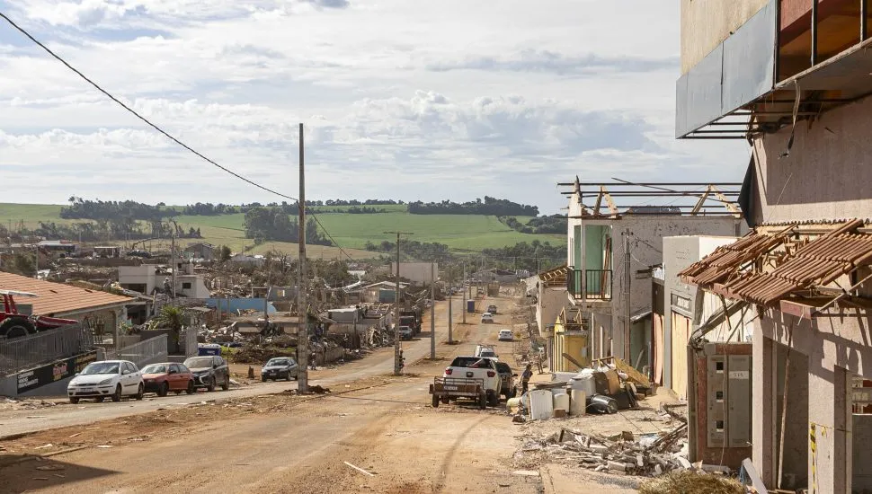 rio bonito do iguaçu após tornado