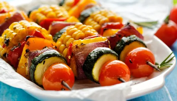 9 receitas deliciosas para o churrasco vegetariano