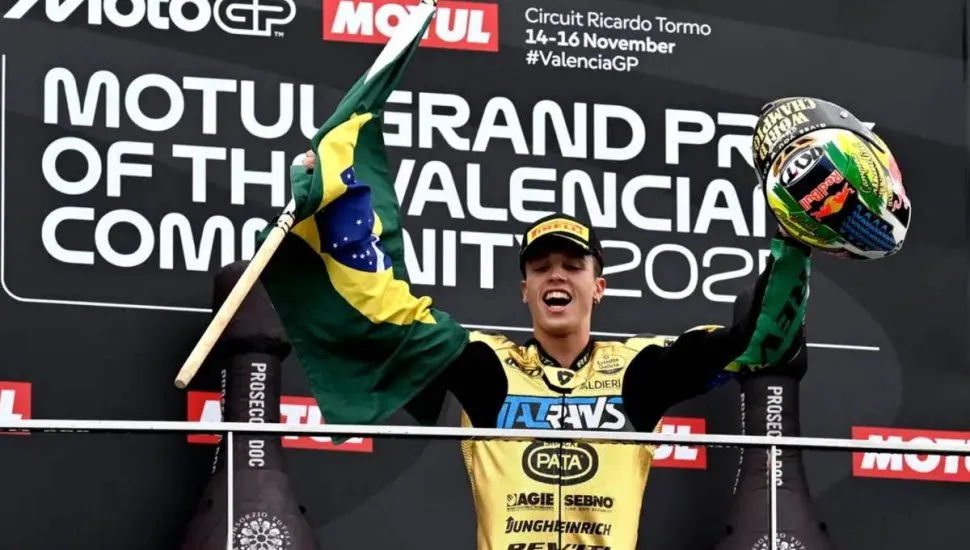 Diogo Moreira conquista Campeonato Mundial de Moto2