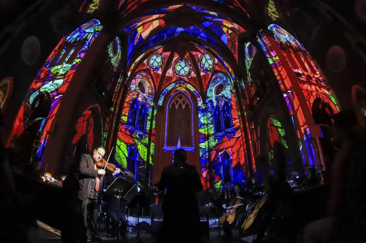 Espetáculo de Natal na Catedral de Curitiba