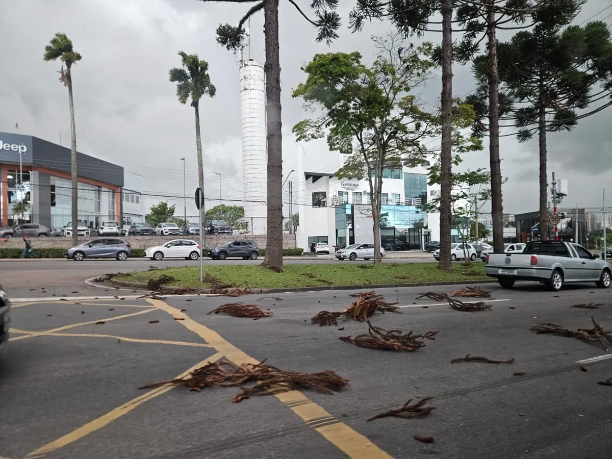 chuva em curitiba