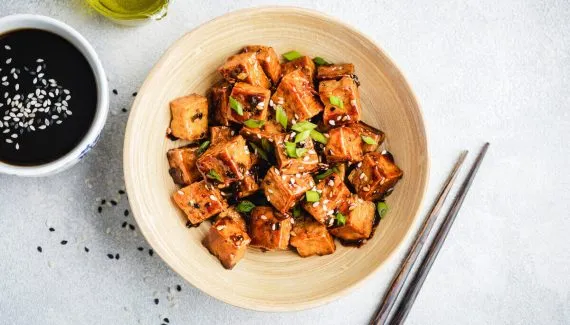 Tofu: 7 receitas surpreendentes com esse ingrediente