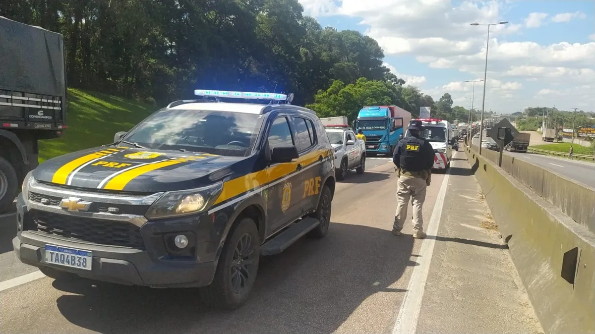 Acidente na BR 116, em Curitiba