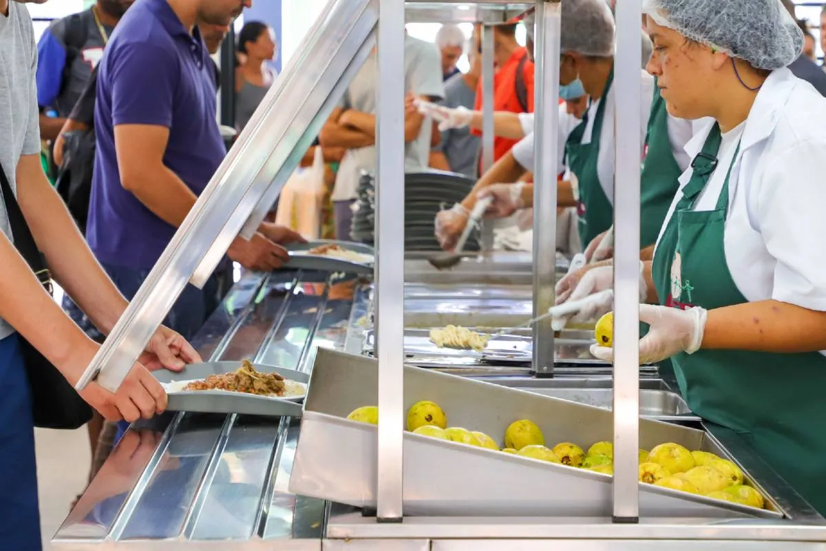 Novo restaurante popular de Curitiba.