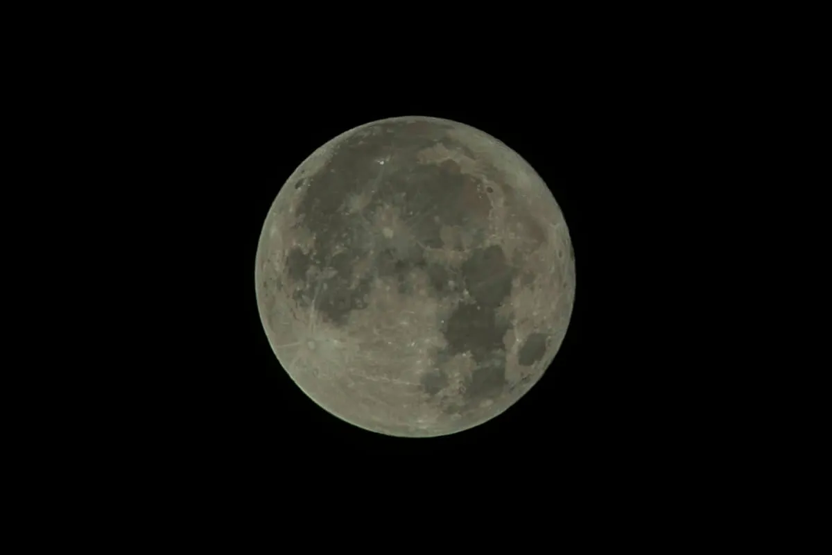 Última Superlua de 2025 acontece nesta quinta; veja onde observar no Paraná