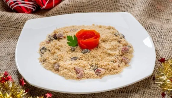 Farofa de Natal: 3 receitas deliciosas e práticas para a ceia