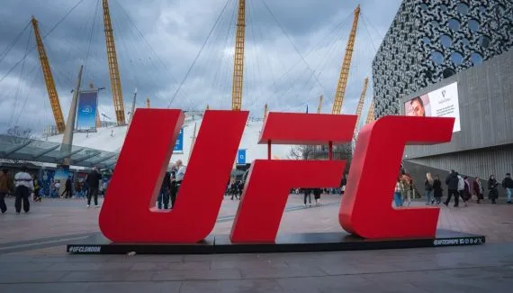 Quanto alguém precisa comer para subir de categoria no UFC? Estudo revela 