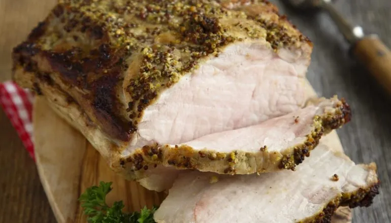 Lombo assado com crosta crocante: 3 receitas para o Natal