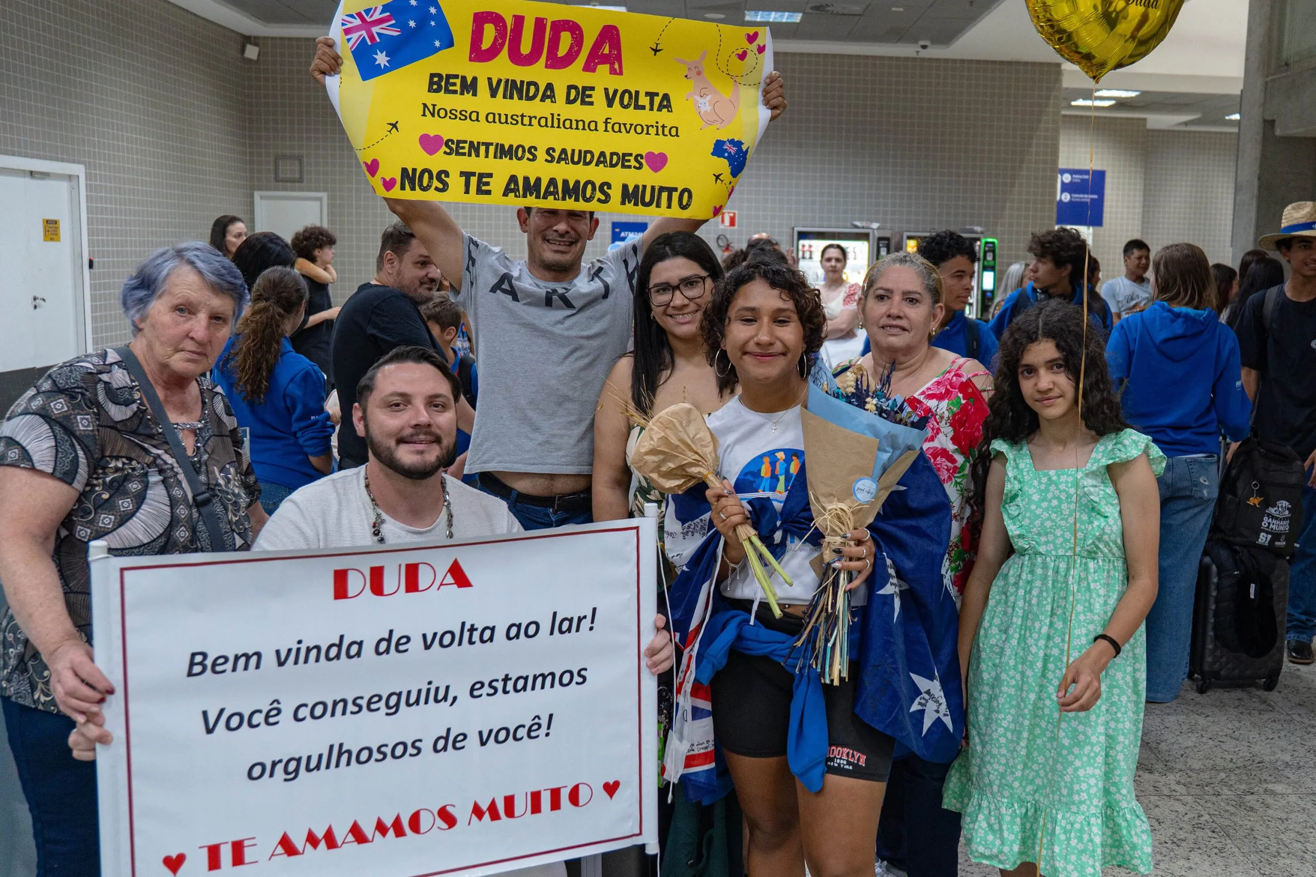 Estudantes do Ganhando o Mundo retornam ao Paraná após intercâmbio na Austrália