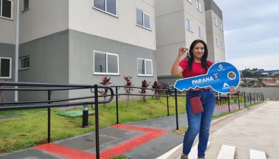 Londrina entrega 40 apartamentos subsidiados pelo programa Casa Fácil Paraná