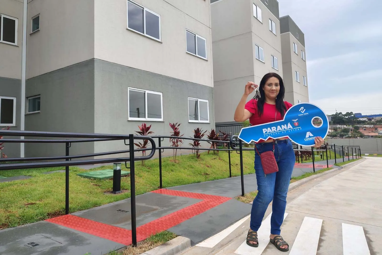 Londrina entrega 40 apartamentos subsidiados pelo programa Casa Fácil Paraná