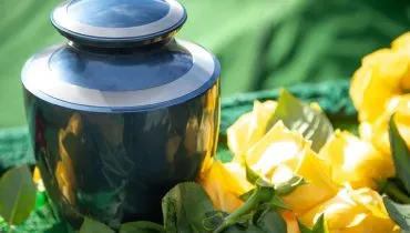 O Cemitério Vertical de Curitiba realiza cremações com tecnologia avançada, equipe especializada e estrutura de acolhimento que ajuda a amenizar a dor da perda