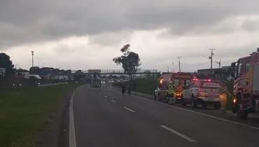 Acidente no Contorno Leste causa grande congestionamento em Curitiba