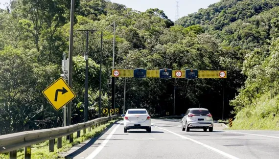 BR-376, no litoral, tem bloqueio total para aferição de radares nesta quarta