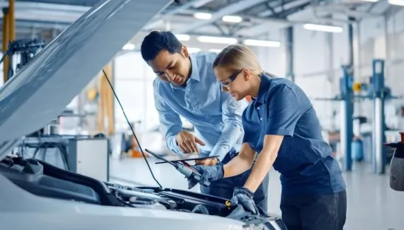 Viagem de fim de ano: 6 dicas para preparar o carro e dirigir com segurança