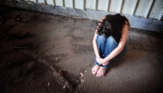 Mulheres vítimas de violência terão estabilidade de 6 meses no emprego