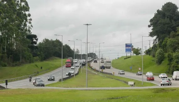 BR-116 deve receber 820 mil veículos entre Natal e Ano Novo; veja dias de mais movimento