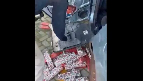 PRF flagra presentes de Natal recheados de drogas em carro na BR-277