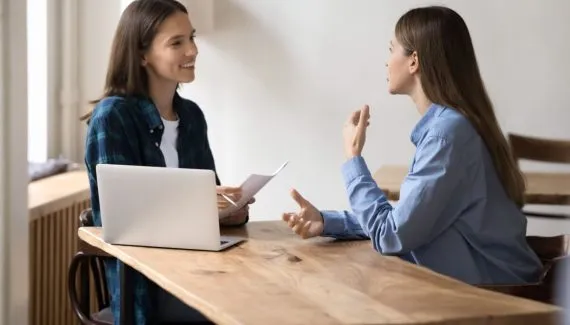Primeiro emprego: 7 dicas para se destacar na entrevista em 2026