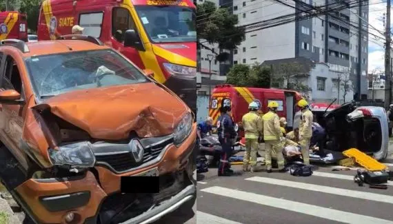 Batida em cruzamento termina com carro capotado e resgate complexo em Curitiba