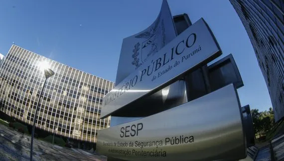 MPPR denuncia policial que matou cliente de bar em Curitiba