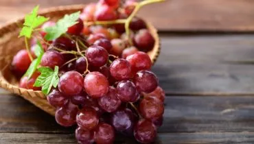 Os benefícios da uva se estendem à saúde do corpo e da mente (Imagem: Nungning20 | Shutterstock)