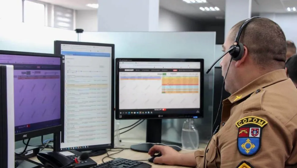 Alerta no Verão: trotes ao 190 e 181 prejudicam atendimentos em todo o Estado