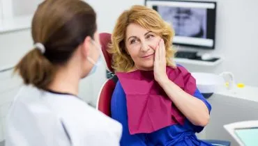 A maior parte das aftas some por conta própria, mas alguns casos exigem a orientação de um profissional de saúde (Imagem: Di Studio | Shutterstock)