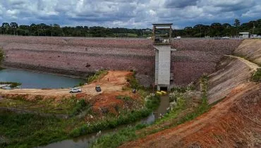 Comportas da Represa do Miringuava são fechadas para enchimento do reservatório