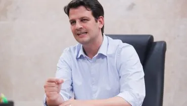 Prefeito tem aprovação de 80,8% dos moradores de Curitiba