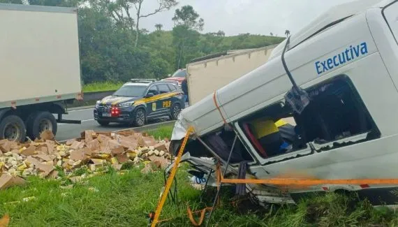 Trio é preso por suspeita de roubar caminhão que atingiu van e deixou seis mortos na BR-116