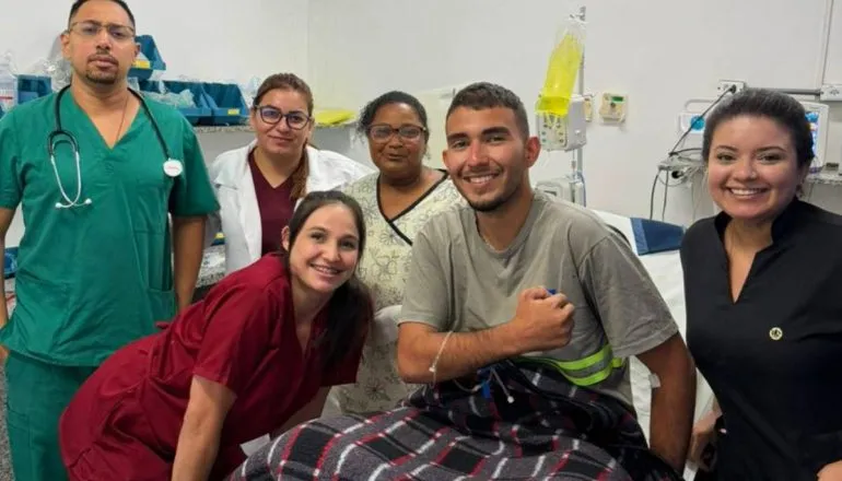 Jovem resgatado após ficar cinco dias perdido no Pico Paraná recebe alta