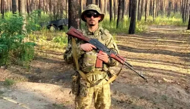 Curitibano que pediu ajuda para voltar ao Brasil morre na guerra da Ucrânia