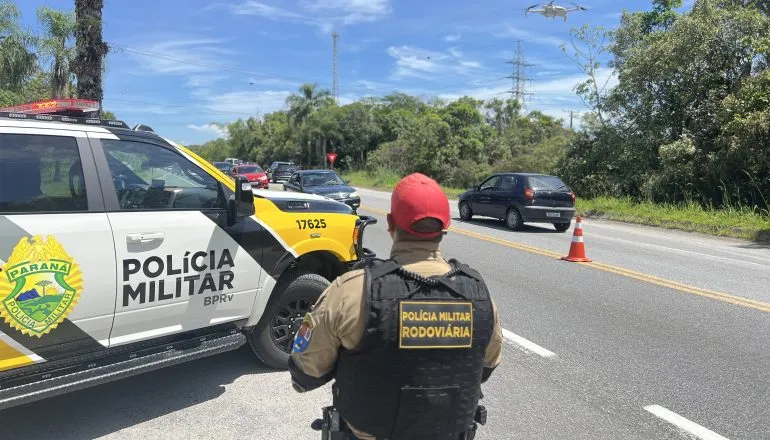 Acidentes caem nas rodovias do Paraná; número de passageiros sem cinto cresce